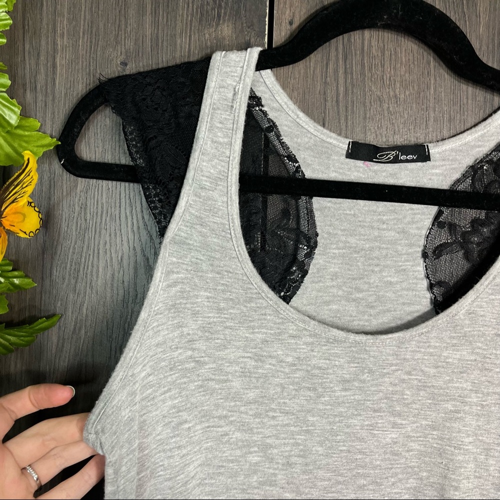 🌼3/$30🌼B'Leev Cap Lace Sleeved Flowy Grey Top Size Medium - Picture 4 of 15